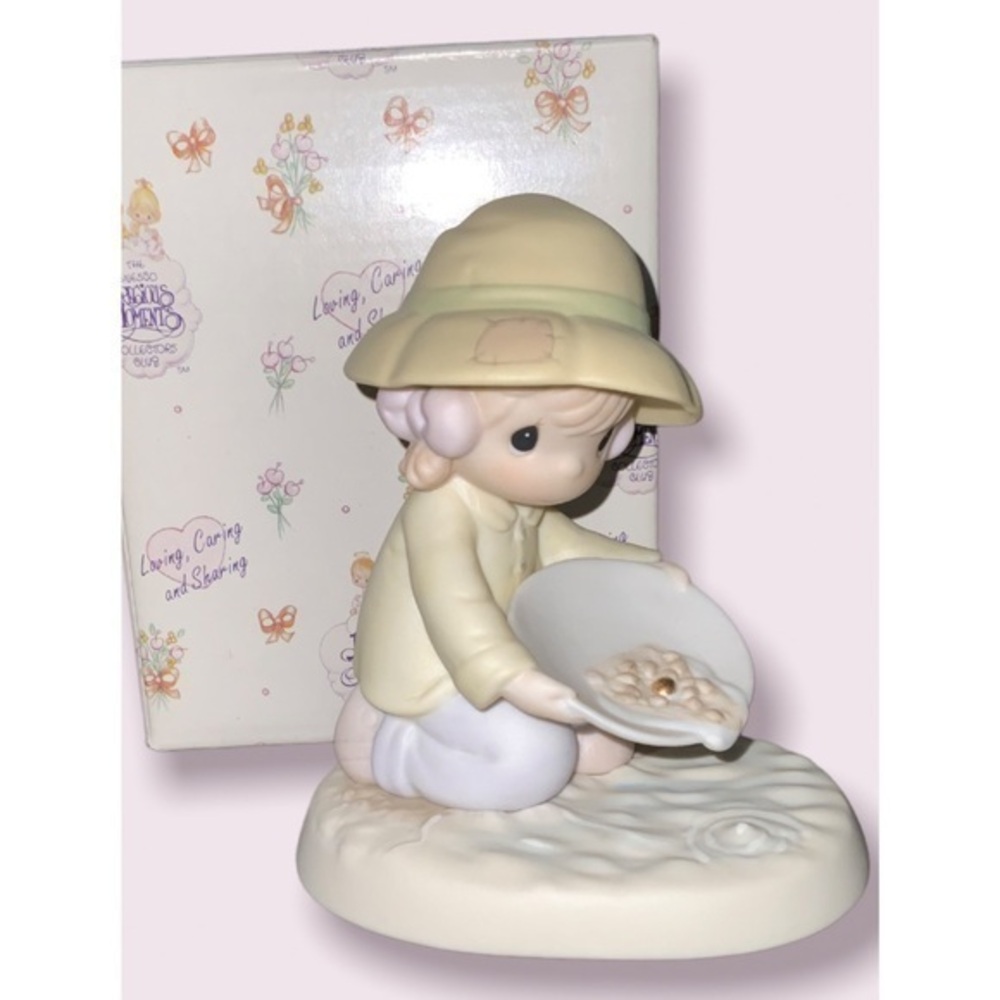 Precious Moments 1985 “You’re One In A Million To Me” Porcelain 5” Figurine - Picture 1 of 6